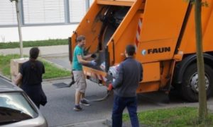 Altpapiersammlung in Oberreut